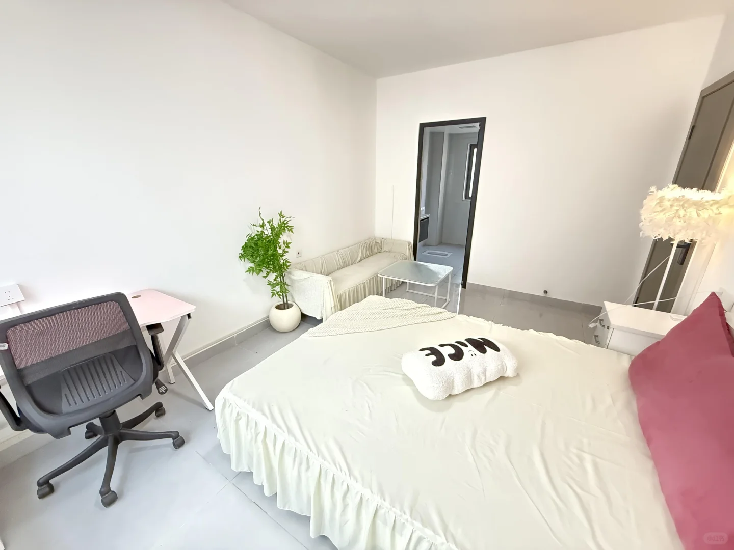 找合租室友 一个月800 主卧有独卫