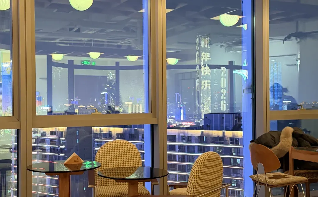 长沙新开的！！ROOMTOUR 2808 像在朋友家喝酒