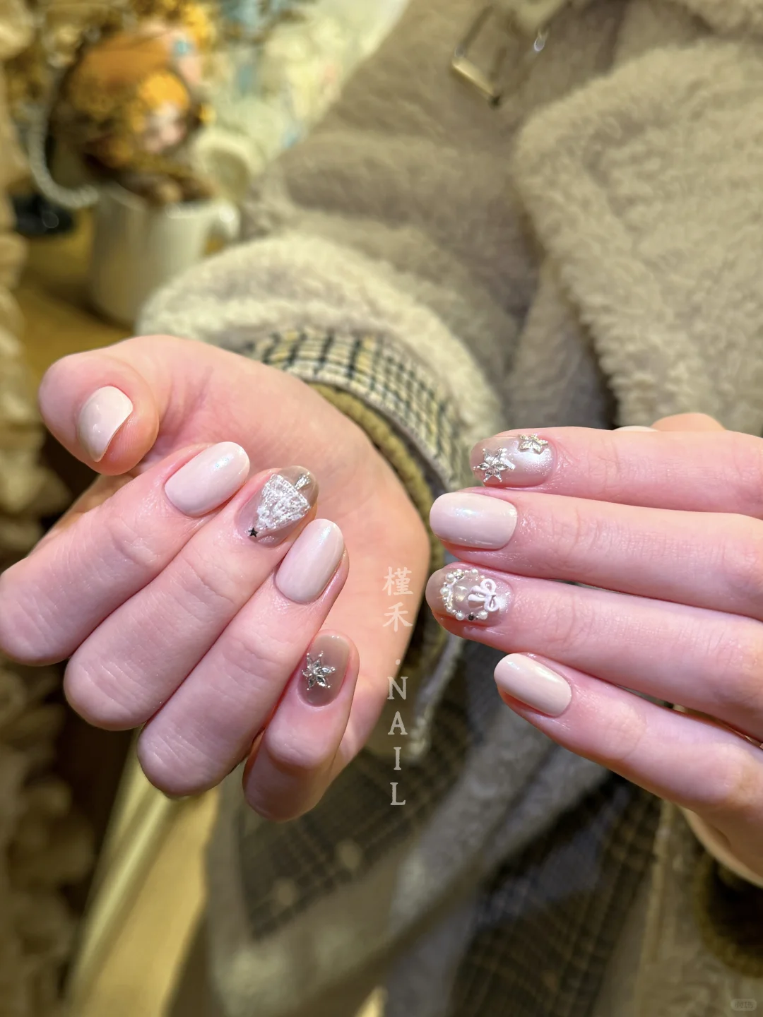 长沙美甲｜“皮粉月光短甲圣诞🎄”💅