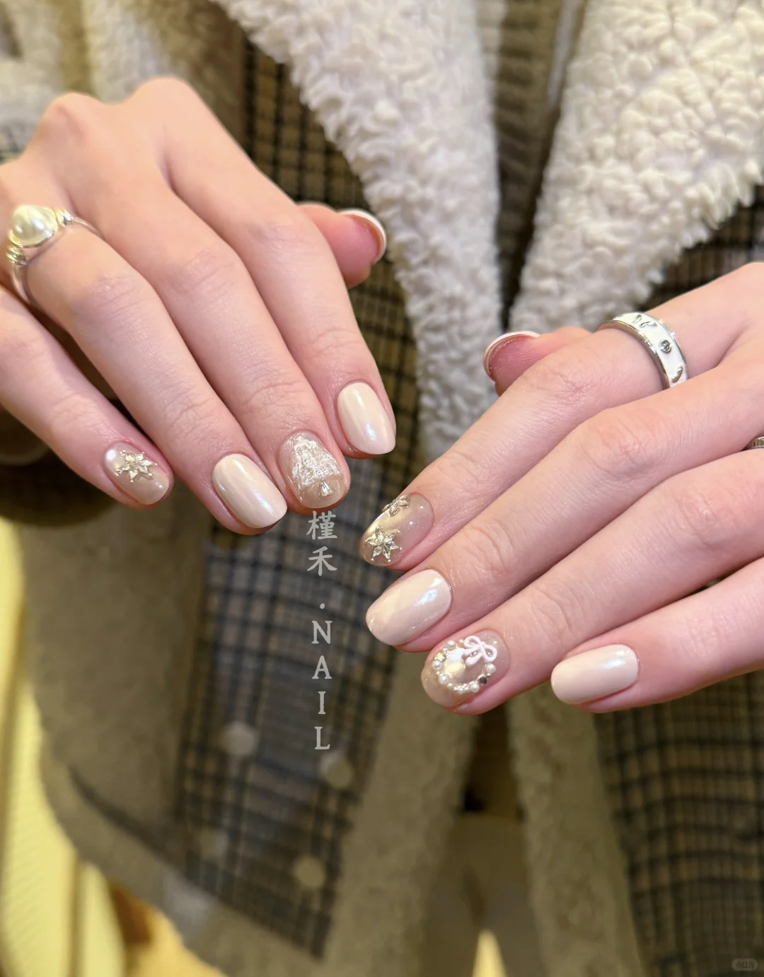 长沙美甲｜“皮粉月光短甲圣诞🎄”💅