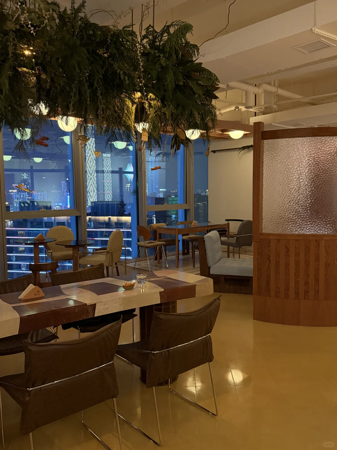 长沙新开的！！ROOMTOUR 2808 像在朋友家喝酒