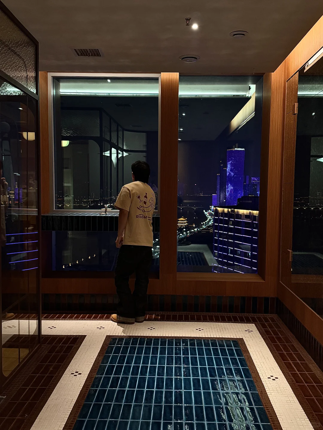 长沙新开的！！ROOMTOUR 2808 像在朋友家喝酒