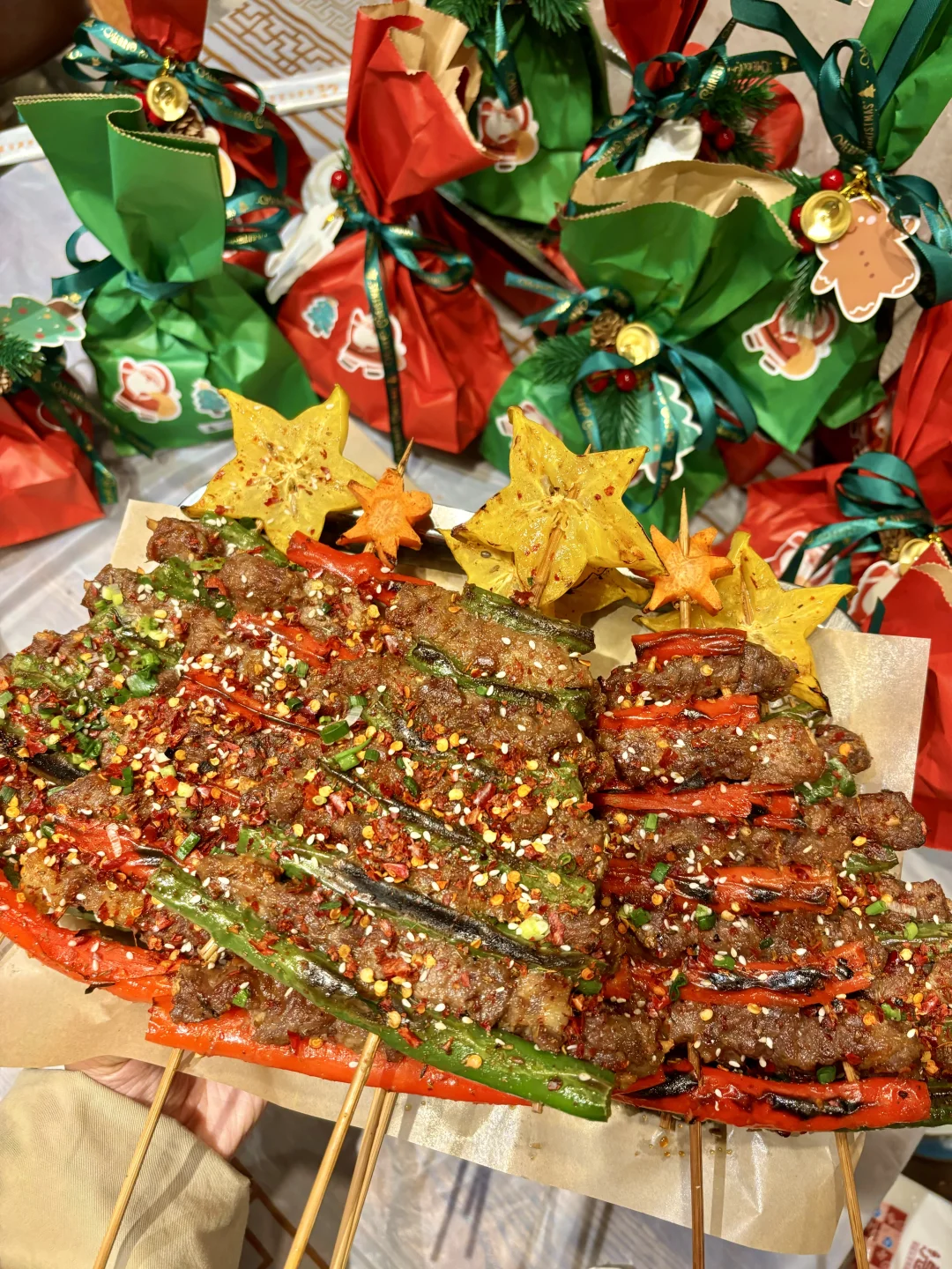 常德！！可以说是圣诞氛围最浓的烧烤店啦🎄