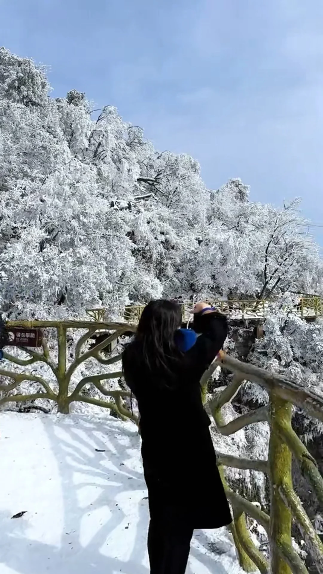 广东的朋友们，不来张家界看漂亮雪❄️吗