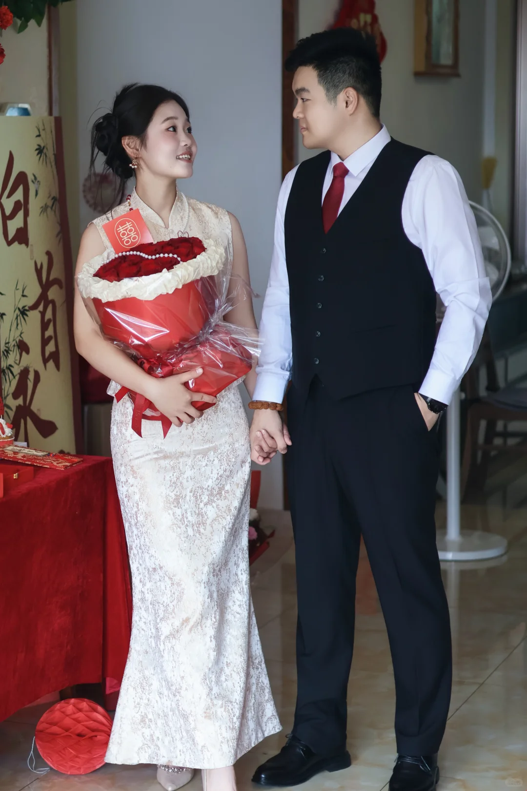 烟台妆摄一体！订婚跟拍的松弛感是我给的✨