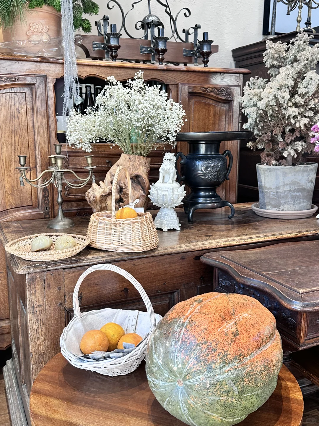 这家咖啡厅有好浓烈的复古味！