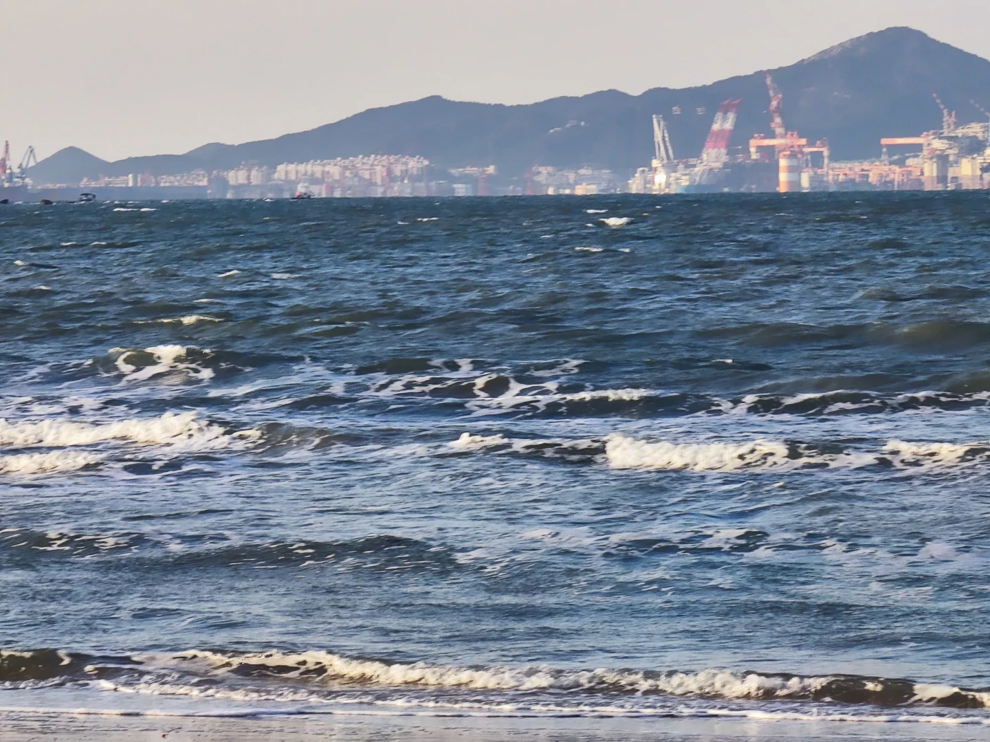 烟台，21点之后就在宾馆了