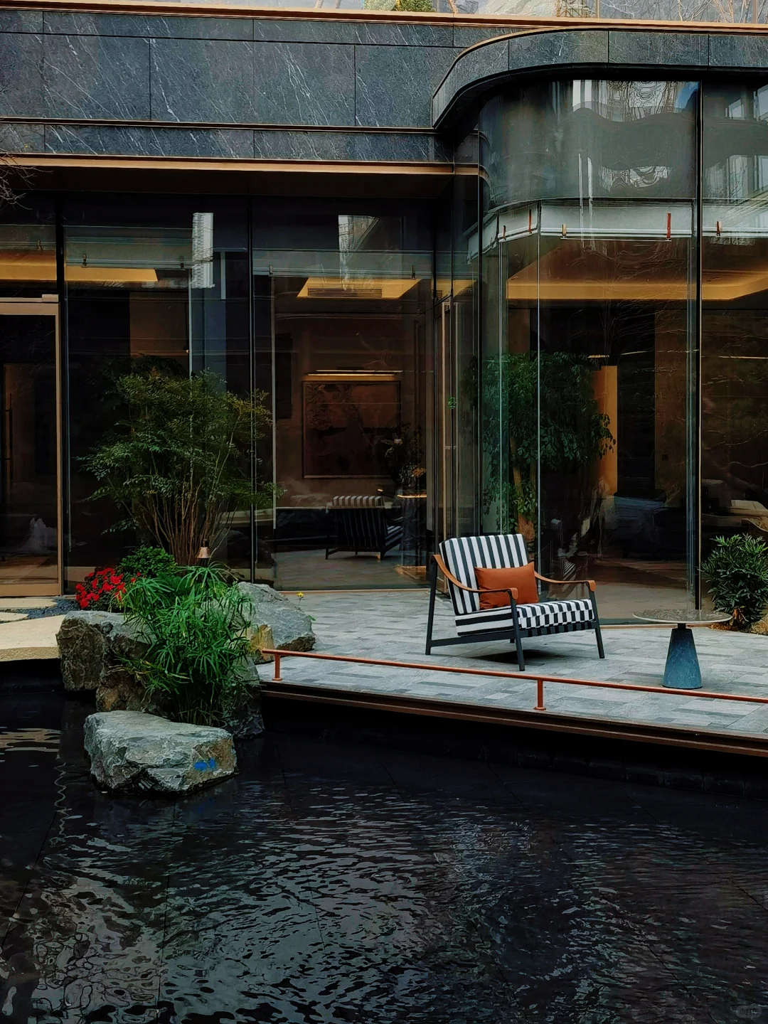 烟台竟藏着一处免费打卡的梦中情院，收藏了