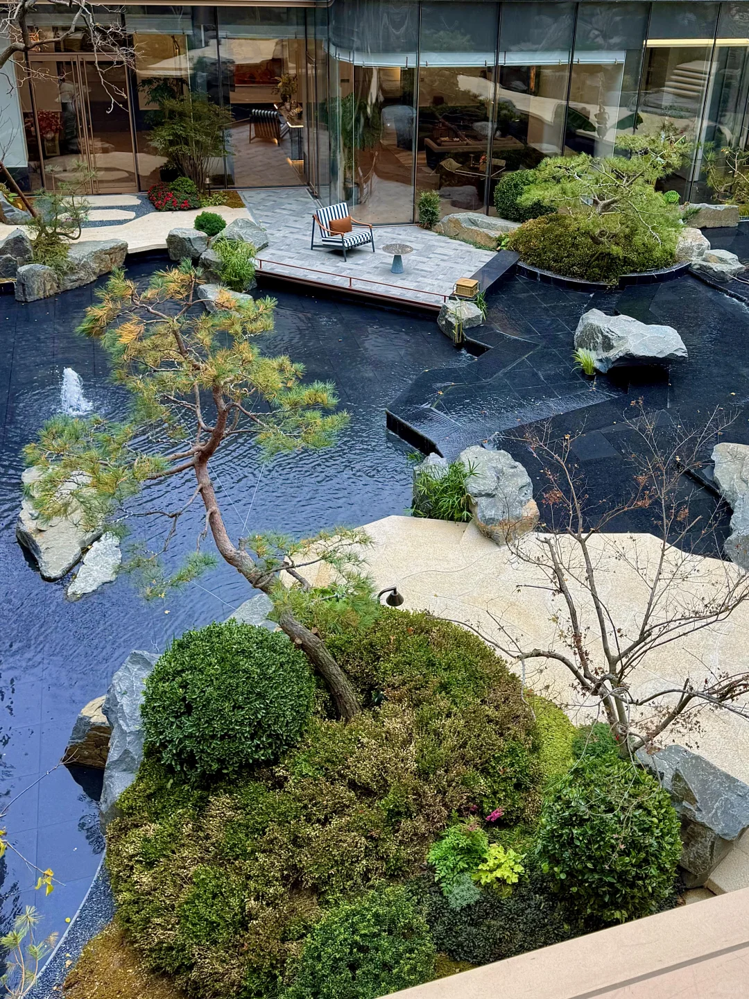 烟台新开的！！可以免费喝咖啡！！☕️