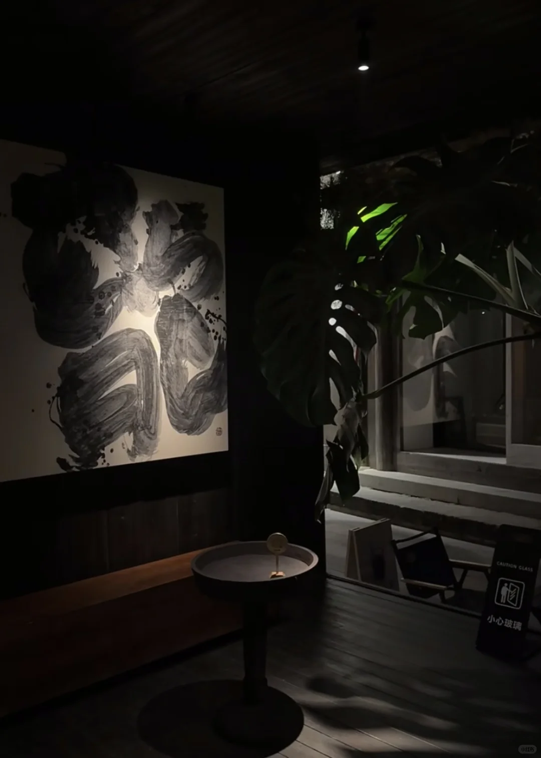 谁说咖啡店晚上不能出片！！