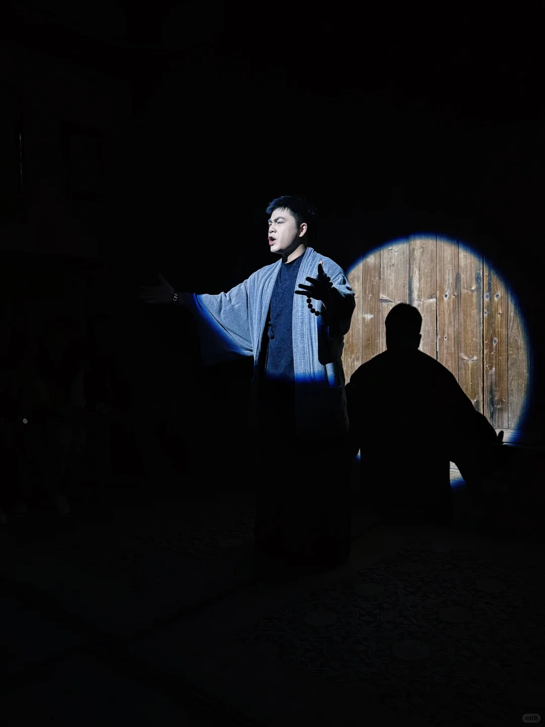 在烟台山被拽进1930年代黑帮火拼现场❗️