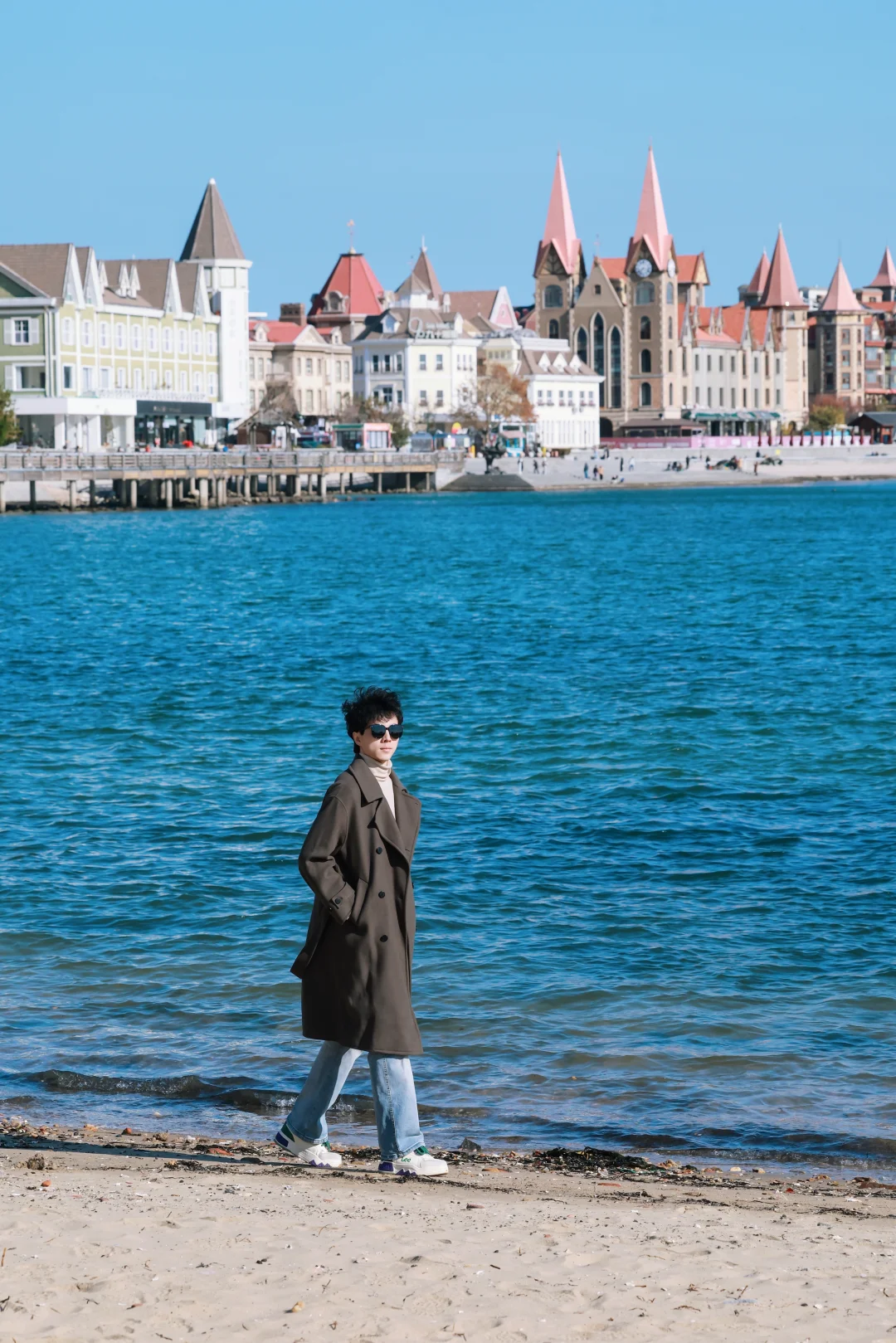 这里是烟台冬天的海边