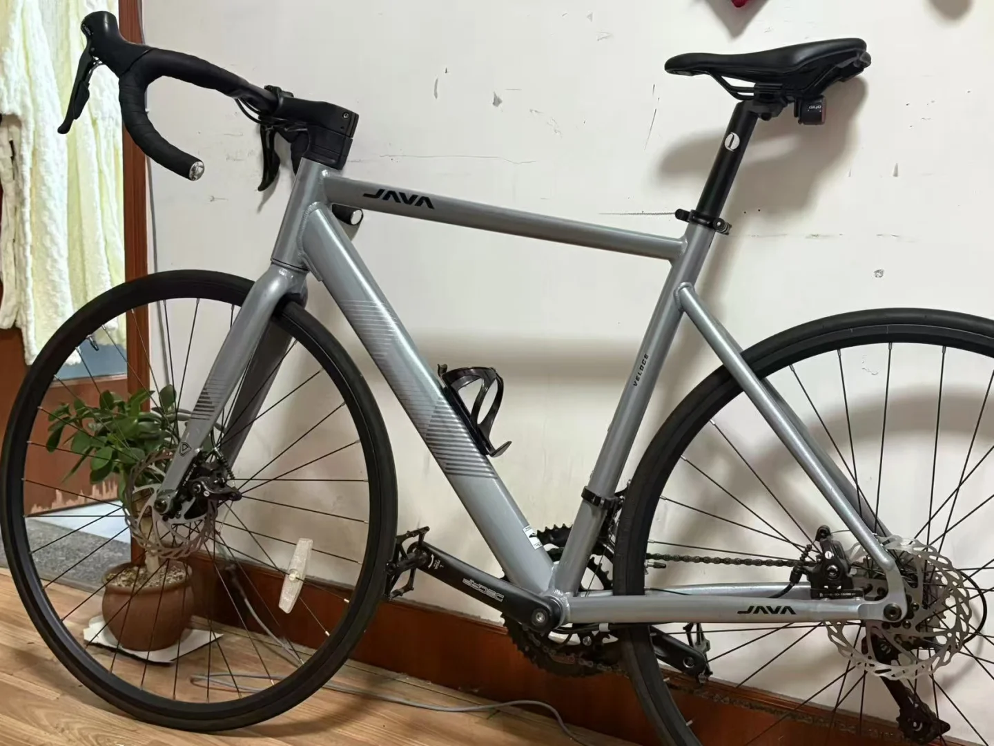 烟台莱山出一辆公路车烟台大学或者绿色家园