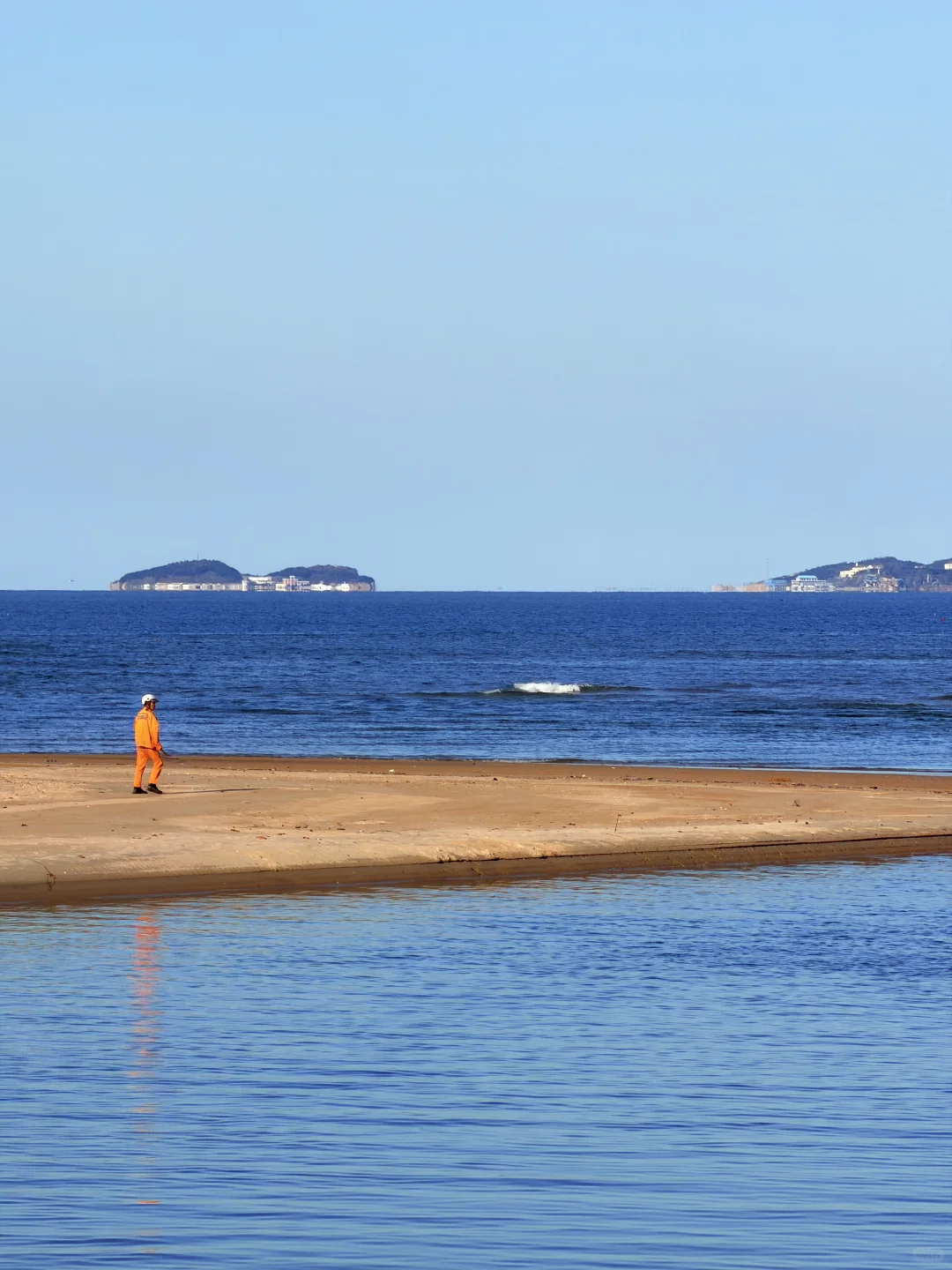 我他妈的又一个人来烟台海边看海（11.10号）