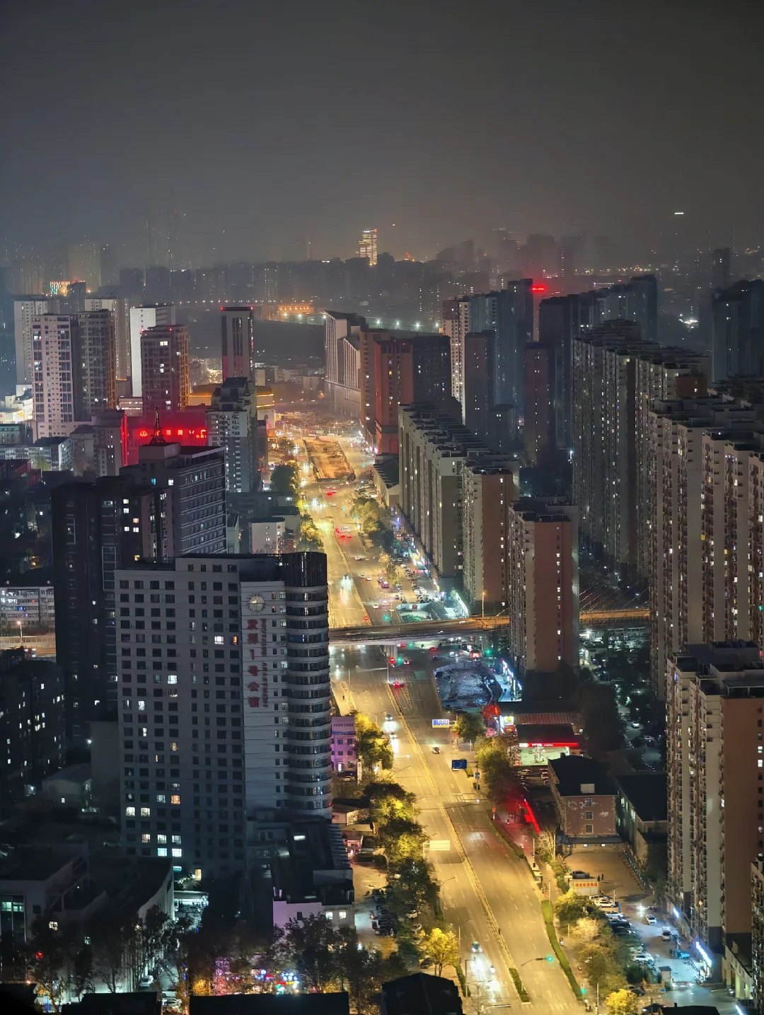 高空视角下的济南夜景，真的失望