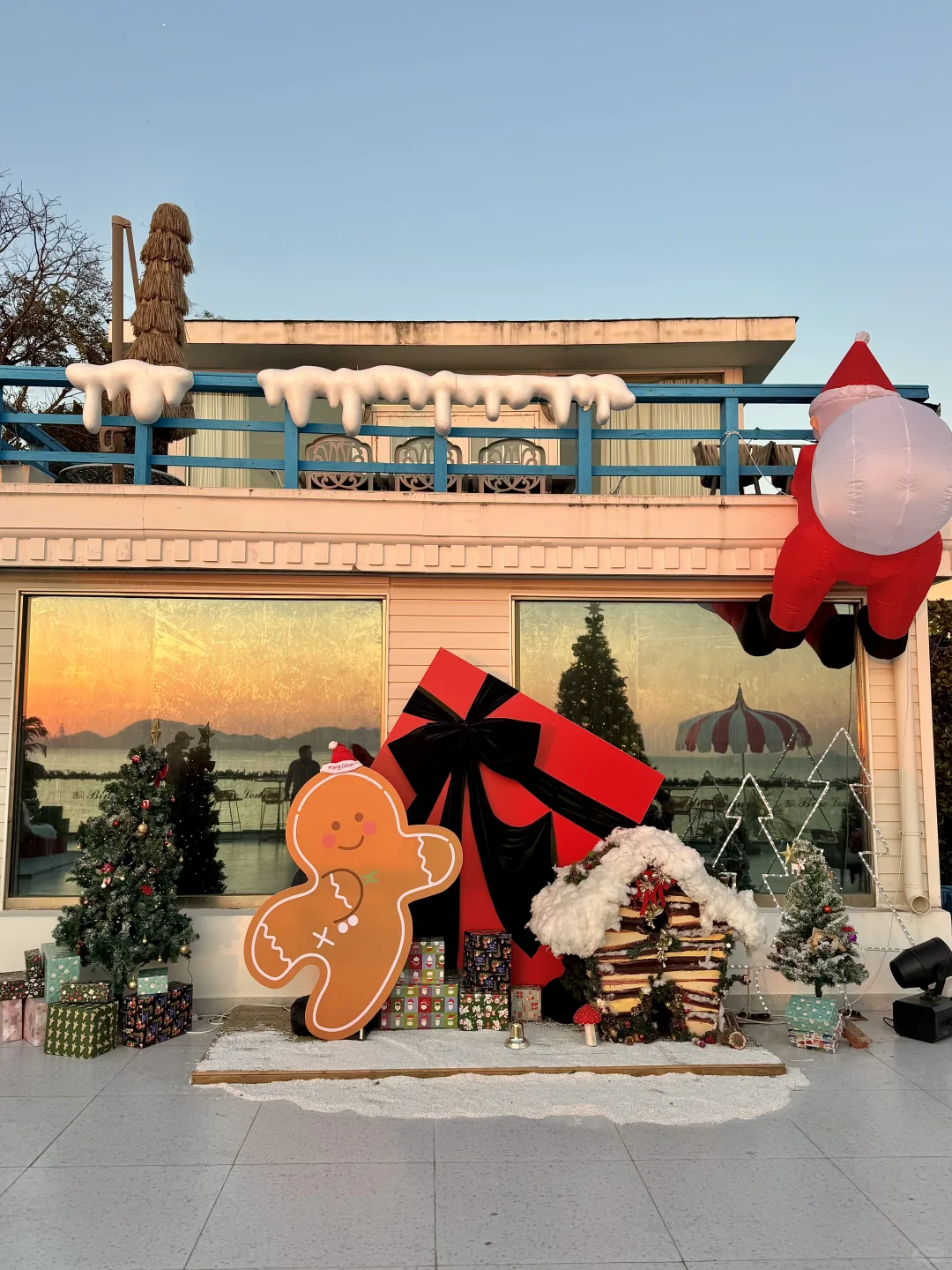 唯一的缺点：青岛海边圣诞限定