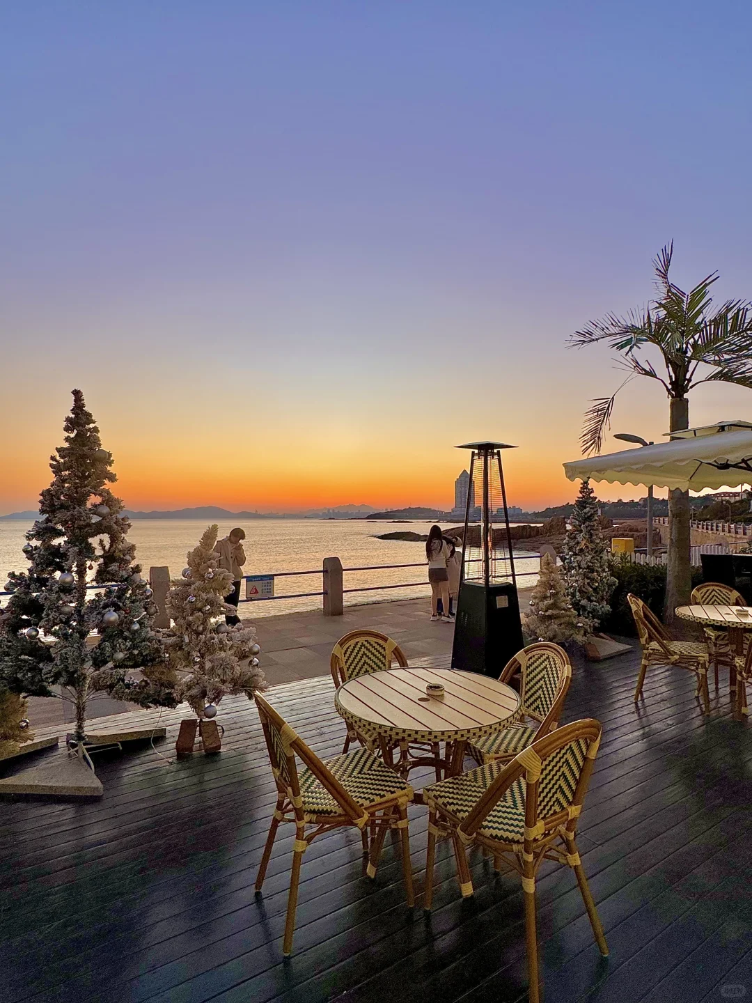 唯一的缺点：青岛海边圣诞限定