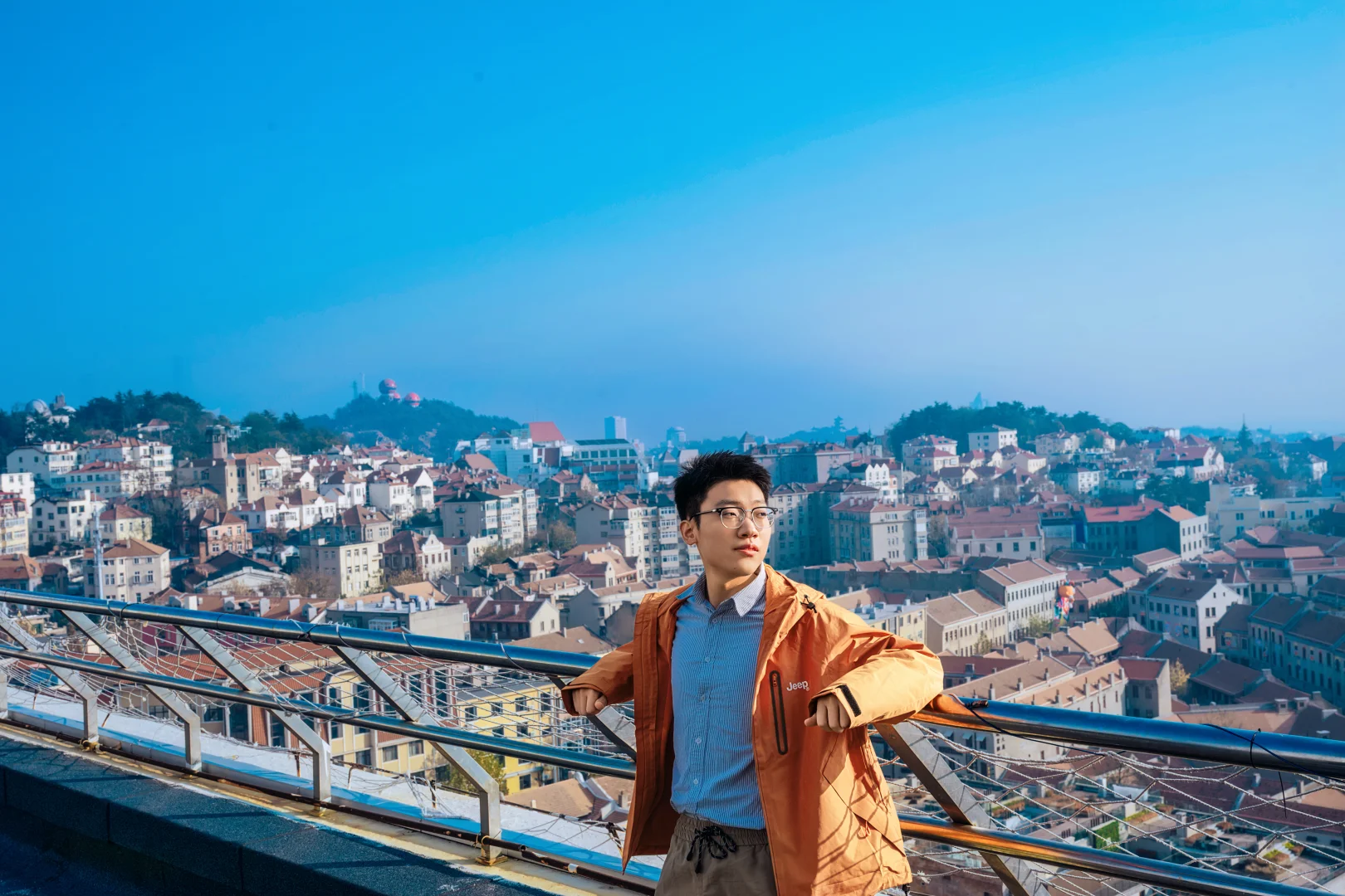 这张真的太有氛围感了！😭😭😭青岛，很爱