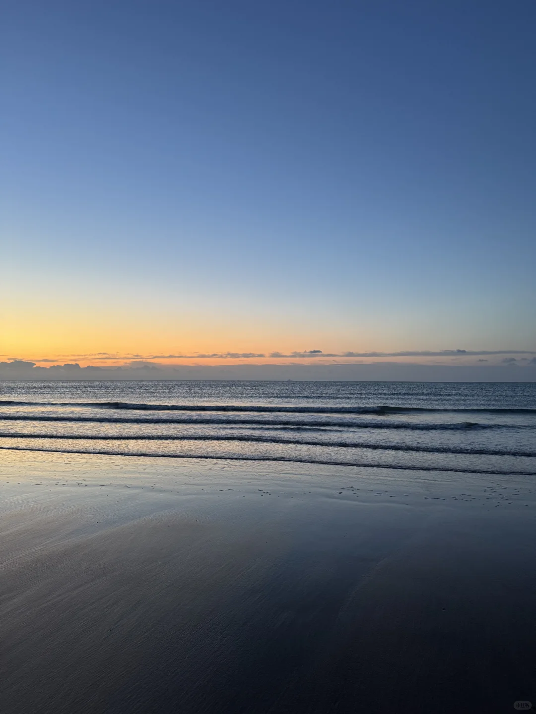 我他妈的一个人去看海了