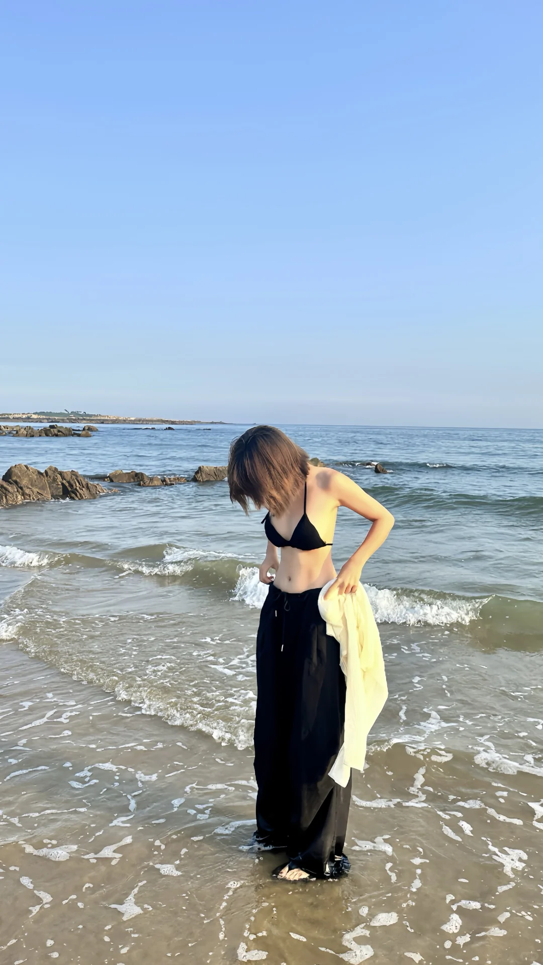 青岛比较人少的海滩！