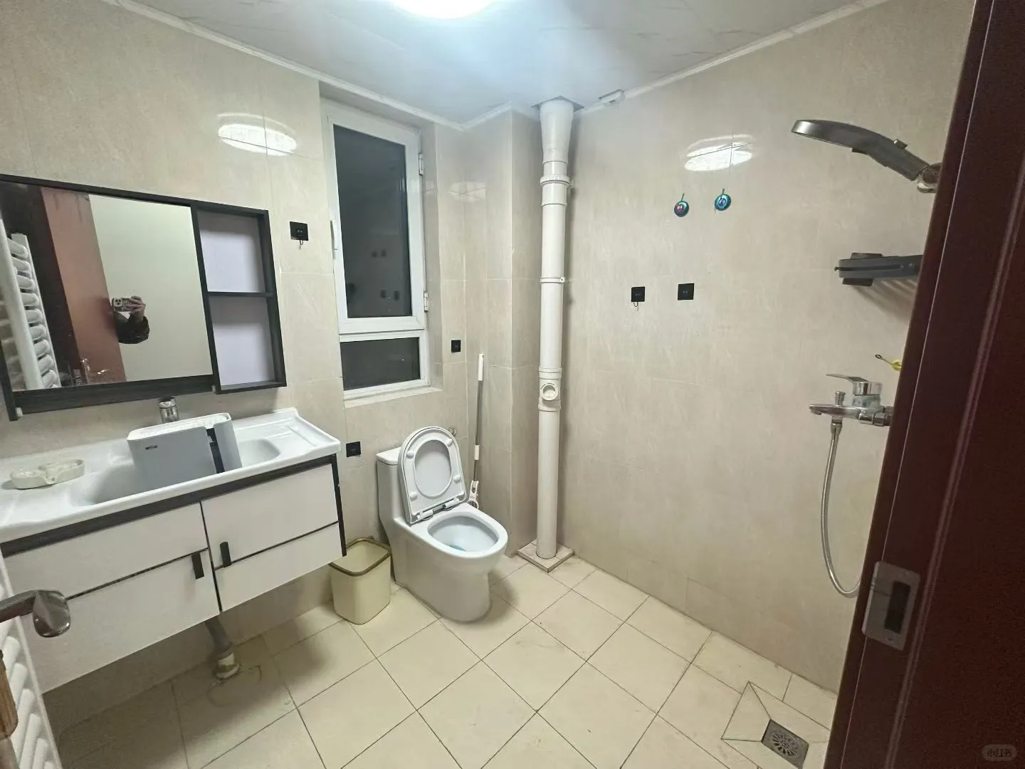 济南个人转租，1800实图，整租两室