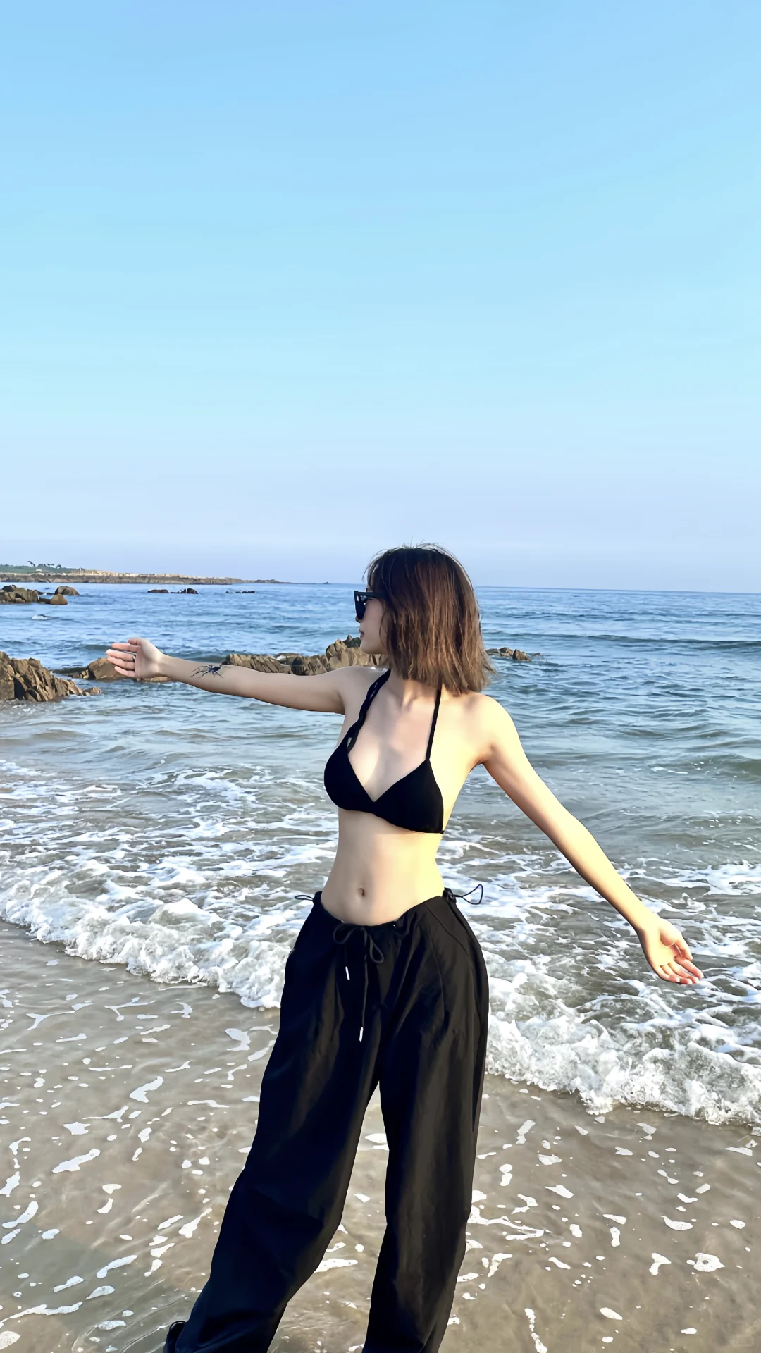 青岛比较人少的海滩！