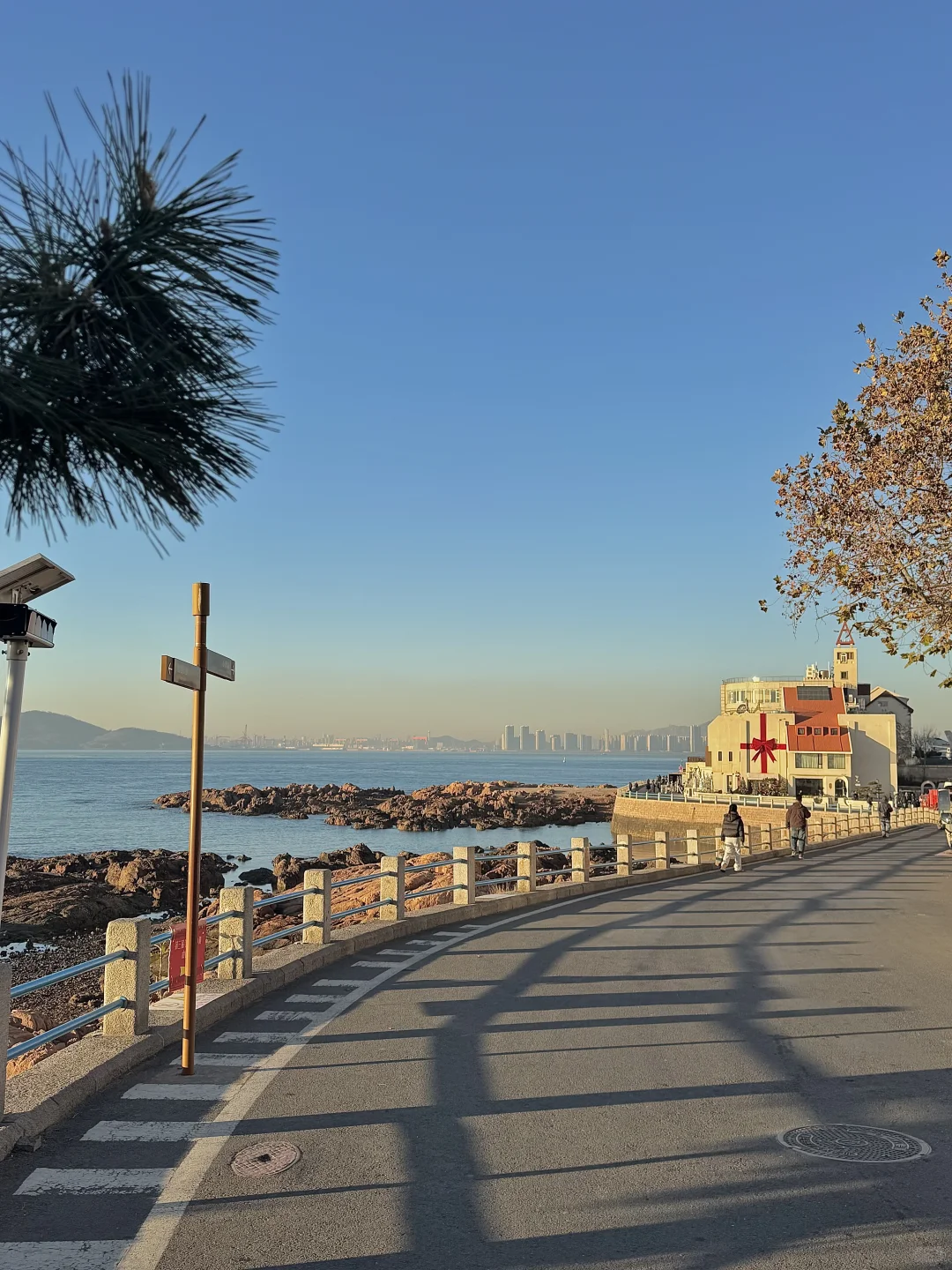 12.5青岛实况，没有淡季，8点前的琴屿路最美！