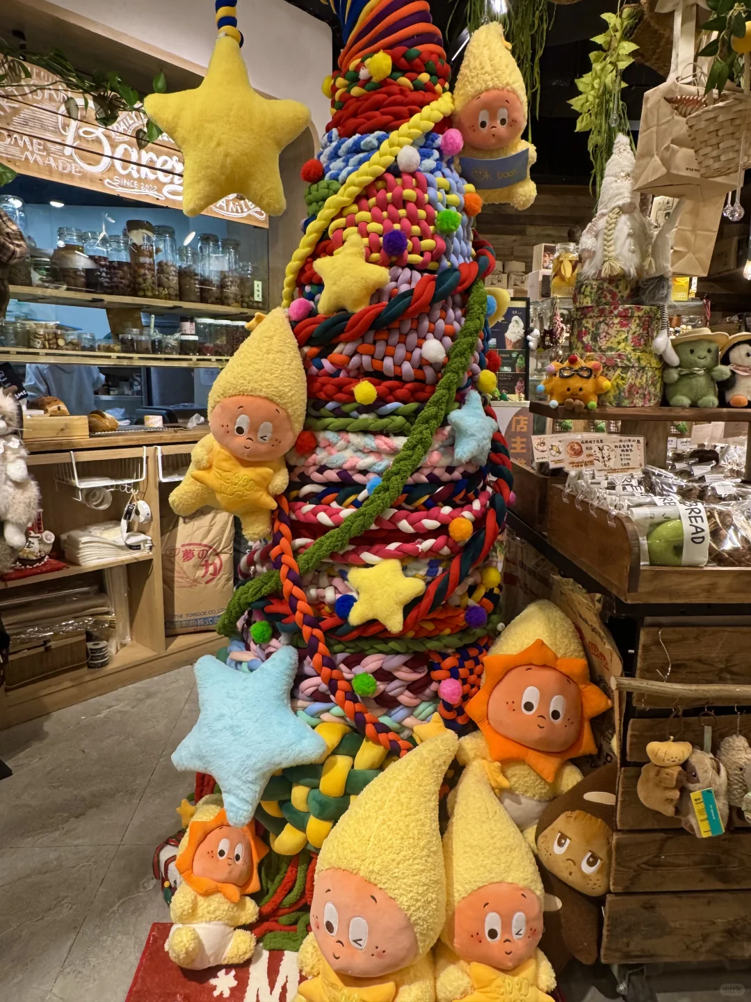 济南首家❗️星星人圣诞树🌲⭐️