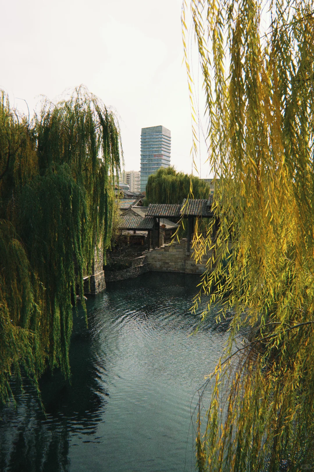 在济南的明水古城感受初冬