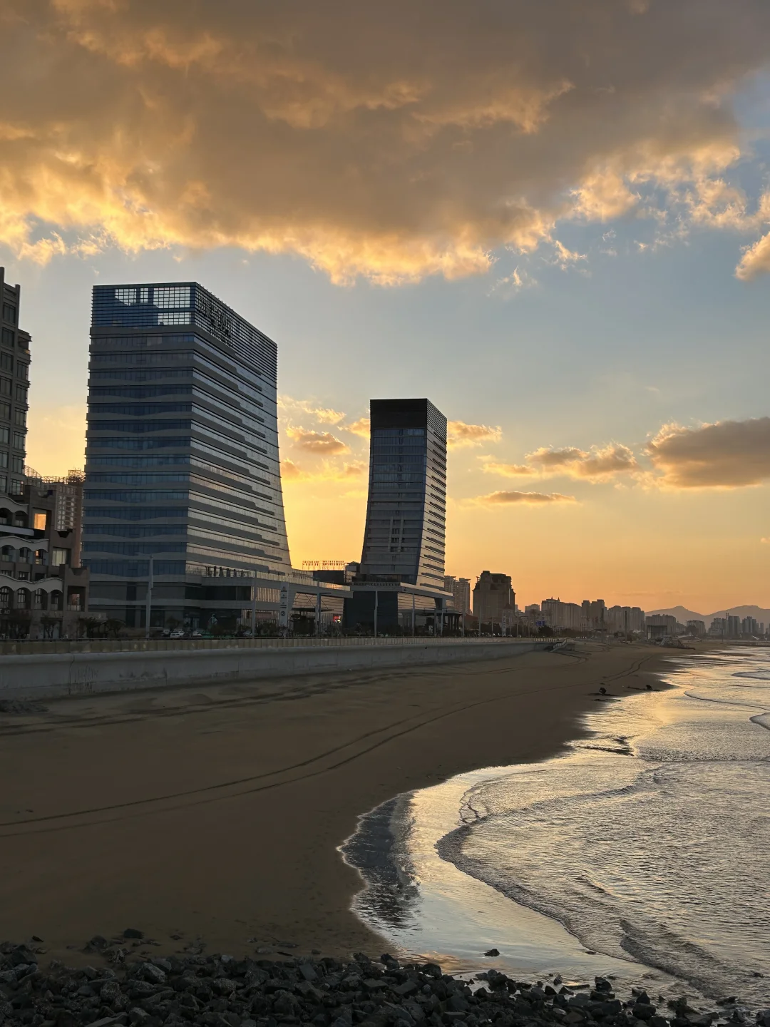 烟台！！12.4实拍！海边的童话世界！！