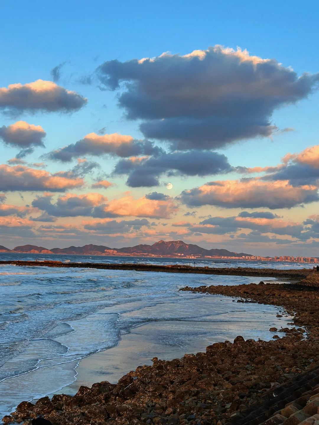 烟台！！12.4实拍！海边的童话世界！！