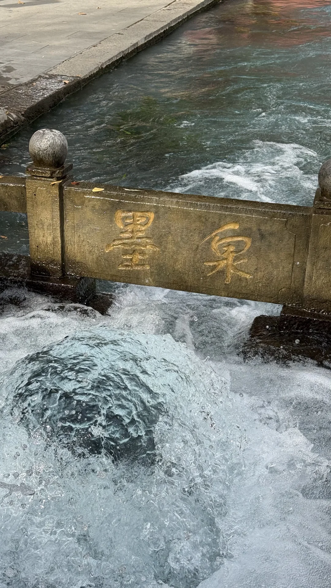 在济南的明水古城感受初冬