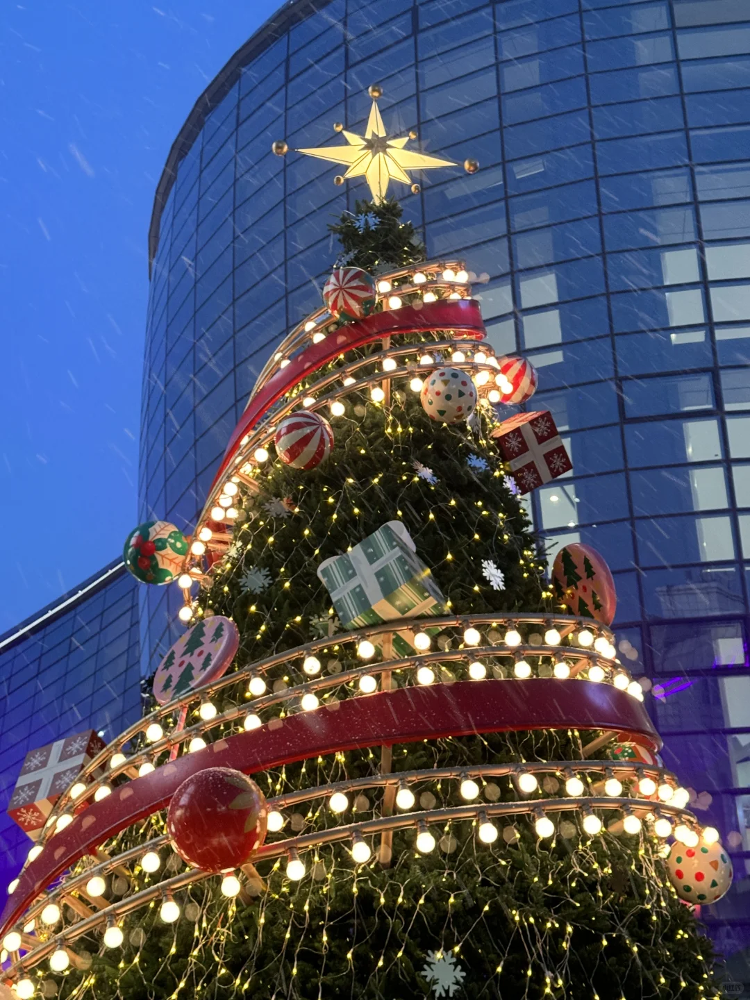 恒隆广场｜🎄圣诞氛围1️⃣0️⃣0️⃣%