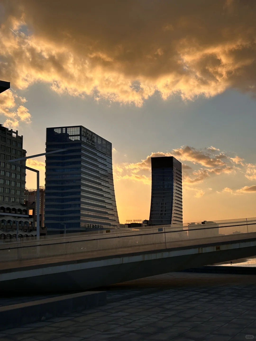 烟台！！12.4实拍！海边的童话世界！！