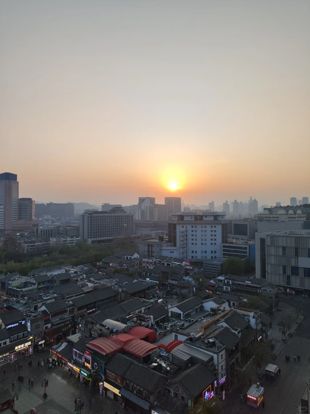 济南｜再见啦，这个逢人就喊老师的城市