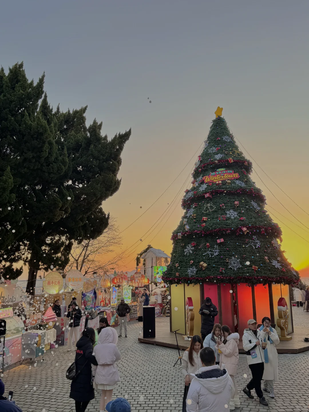 12.5冬日小镇实况❗❗这也太太太太太太浪漫了