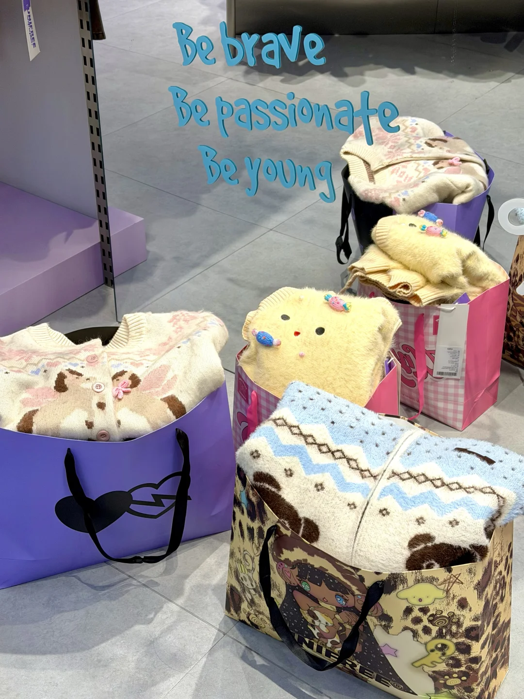 济南的！！！穷鬼天堂！！！！！！