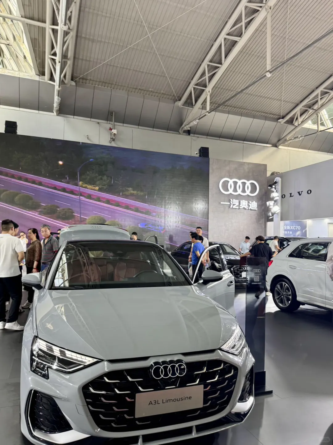 烟台📍车界盛宴，海景与福利双向暴击！