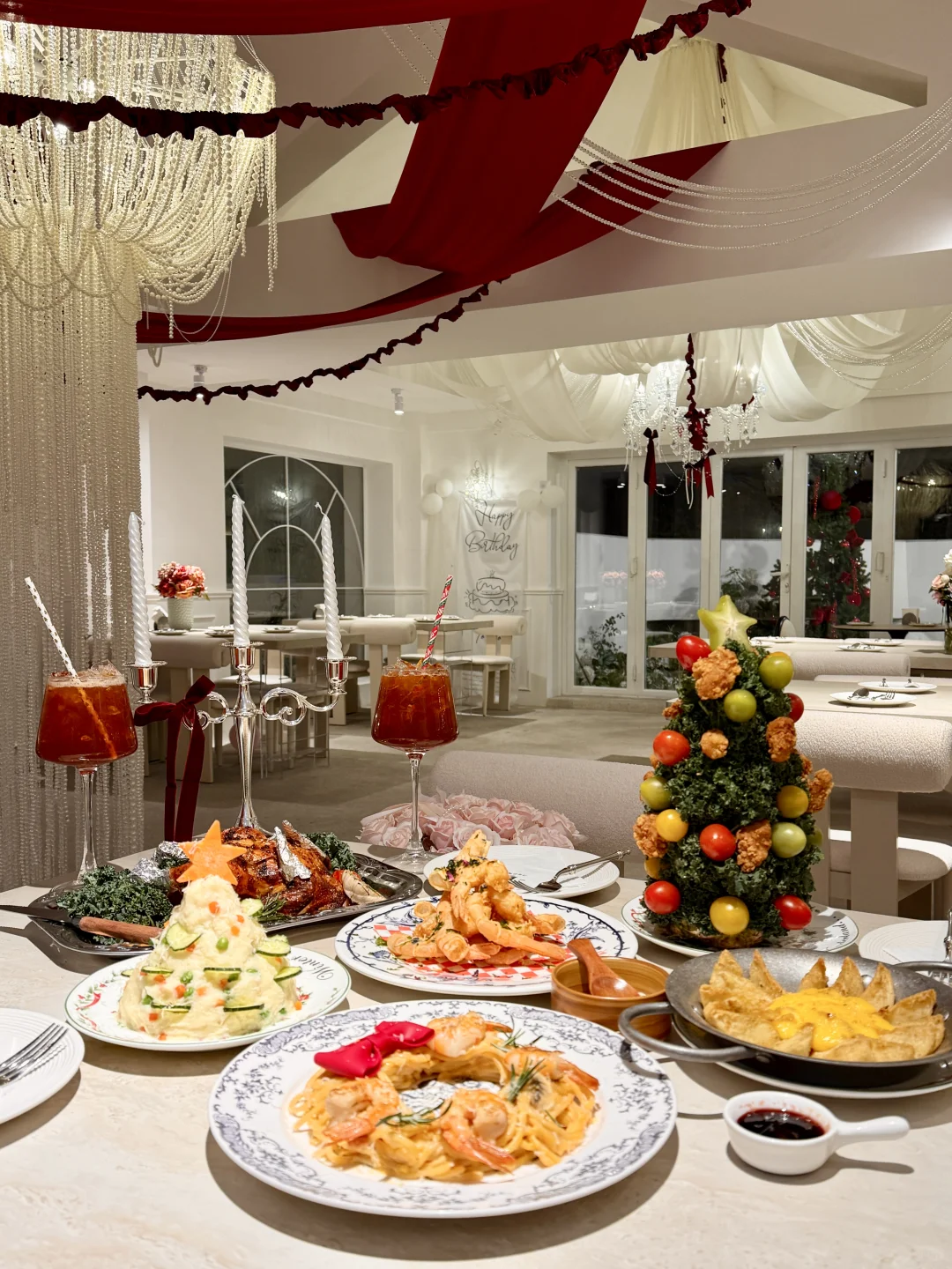 ⸝ ⸝ 🎅🏻🪜 𓍼圣诞氛围超浓郁的餐厅🍴济南