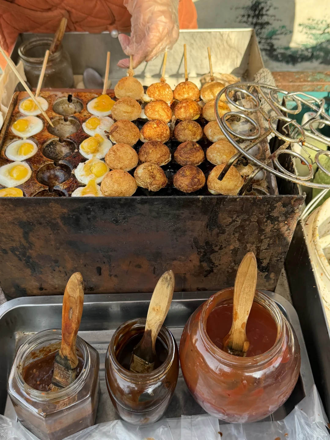 12.6实况！济南英雄山市集有一亿人。。。。。