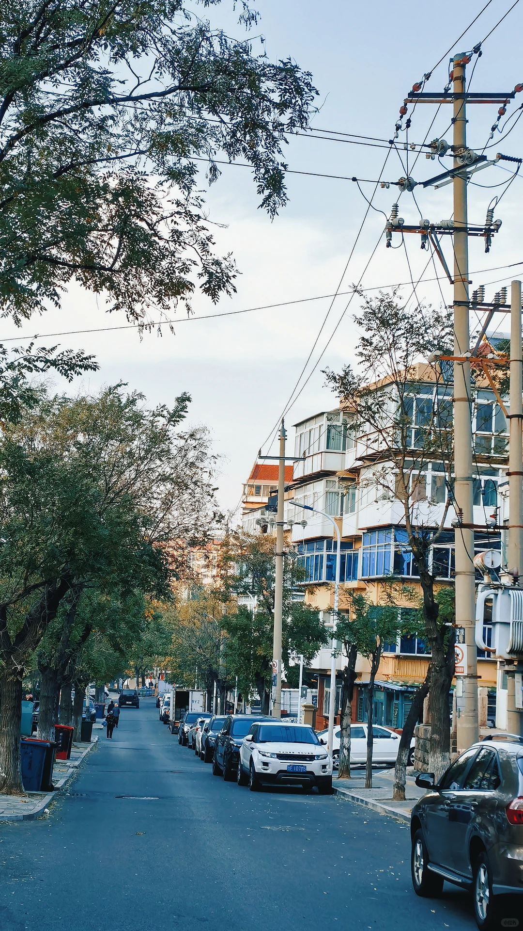 散落在烟台老巷子里的光，又有着谁的故事