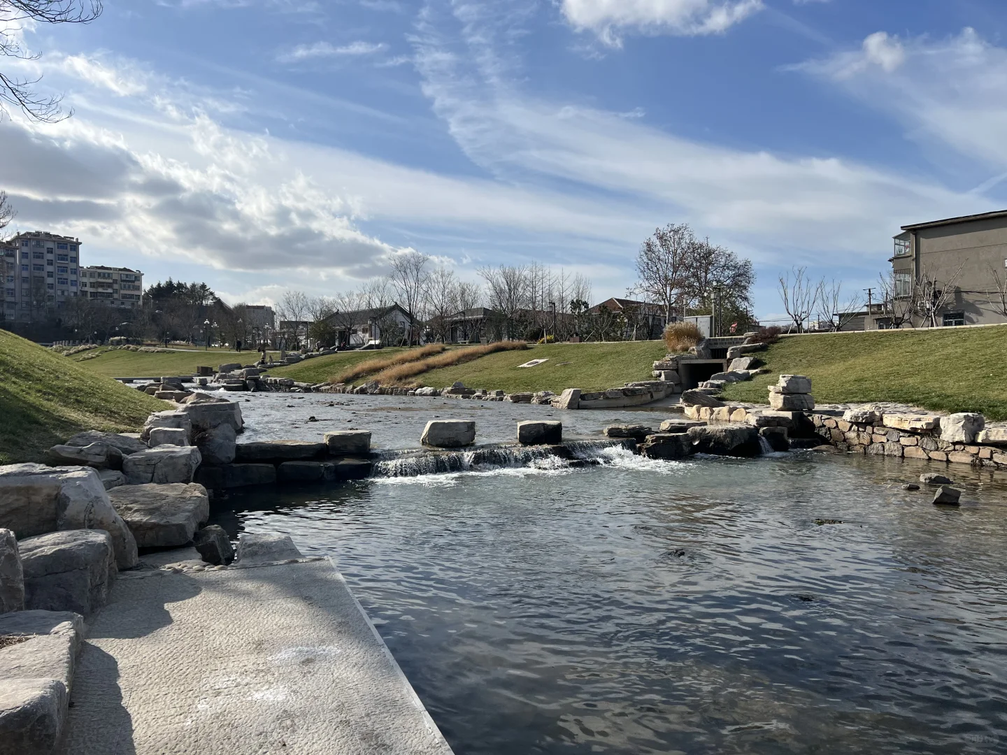 烟台蓬莱画河美到语塞