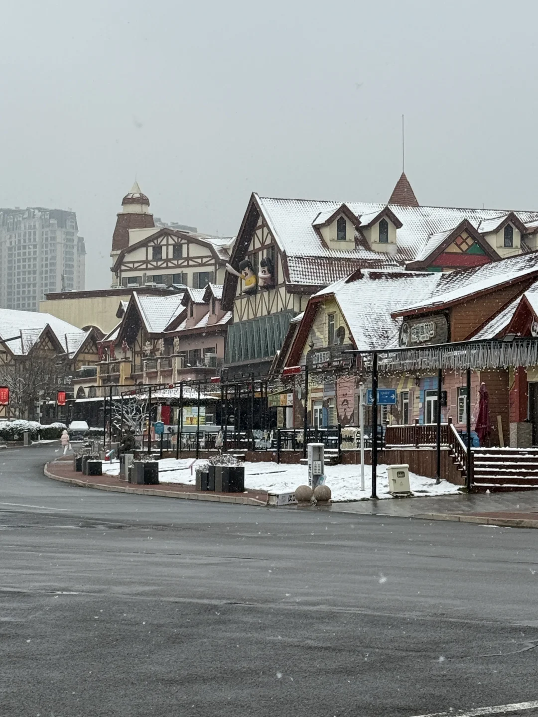 12.13实况，青岛初雪❄️！！美到失语