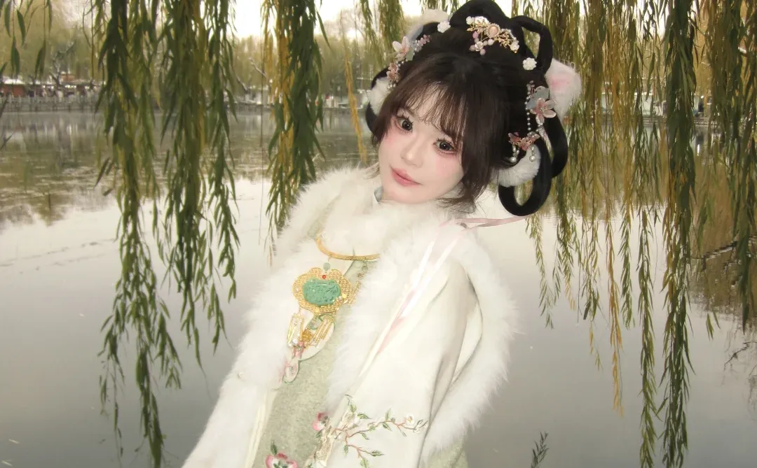 济南陪拍📷女儿心总如水～（阴天初雪版）