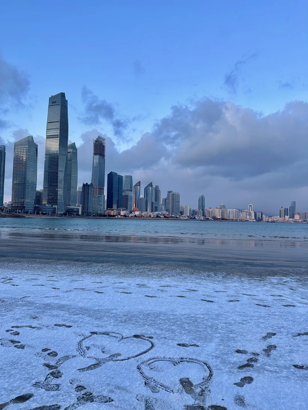 一觉醒来，青岛变成了冰雪世界❄️