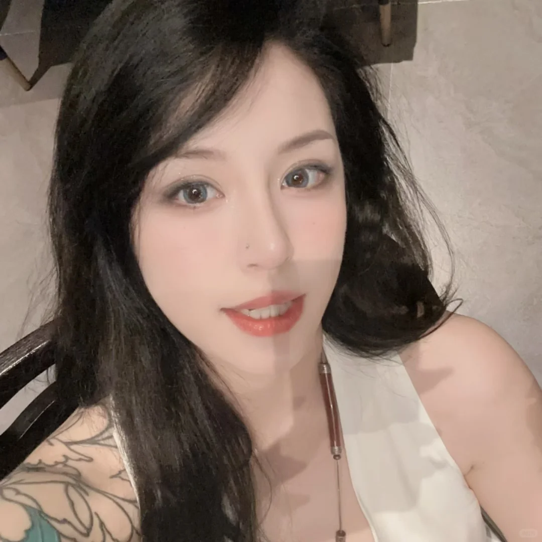 明人不说暗话！给我闺蜜找个对象！