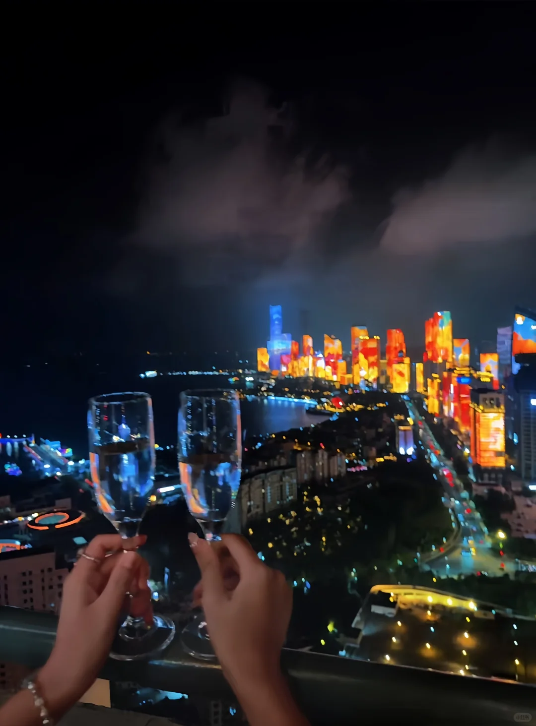 青岛 02女大学生 一起感受青岛的秋冬！