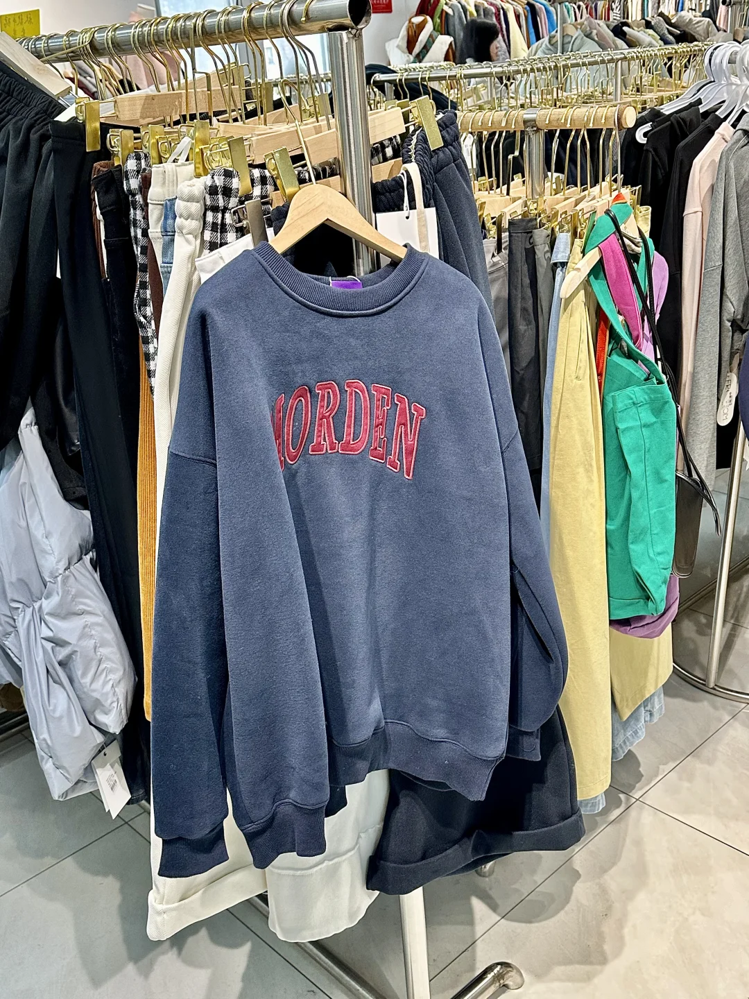 冬天去青岛真不用带衣服！！！200买了3大袋！！！