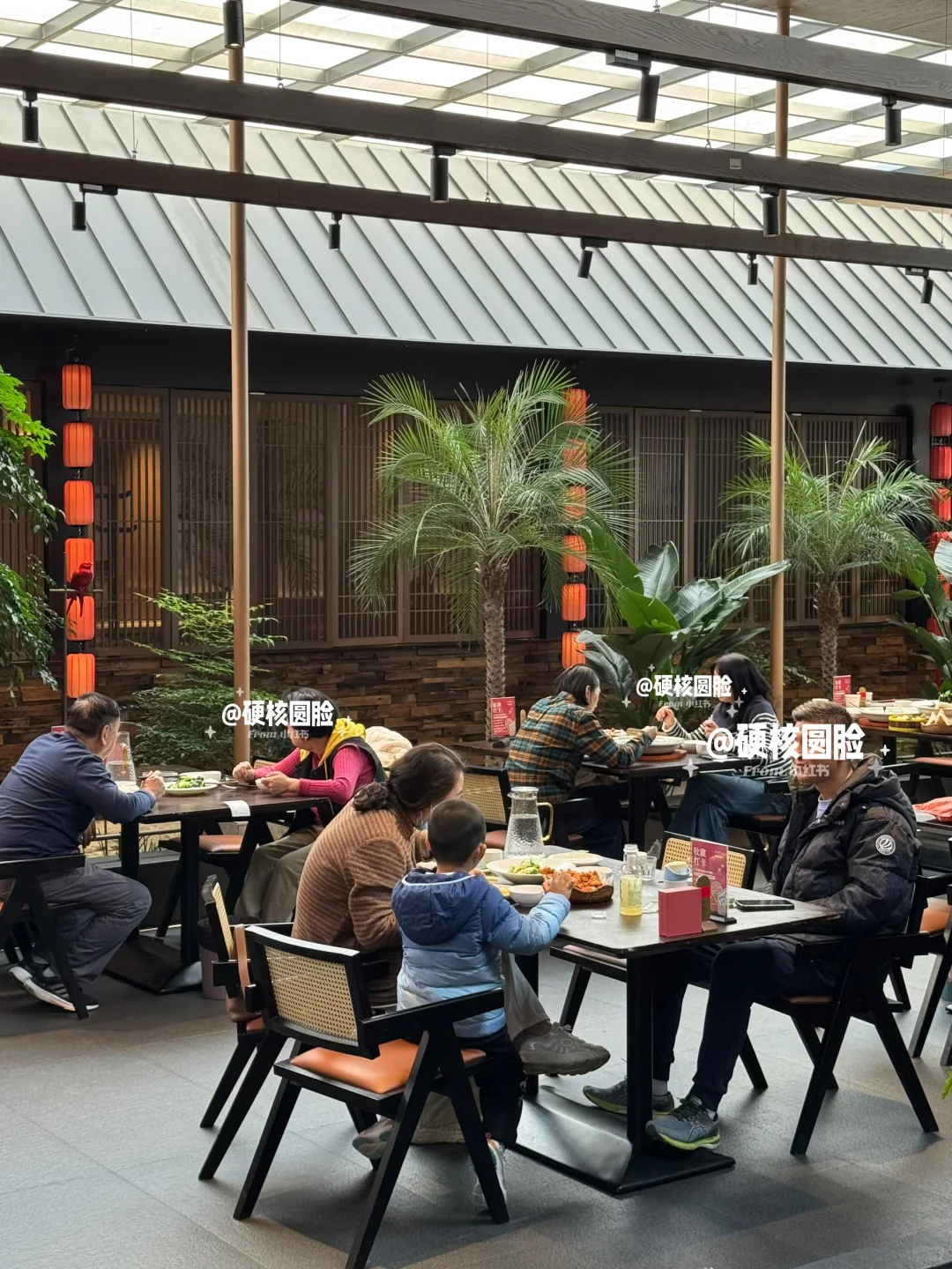 Live实况！！青岛青岛！pyq问疯了！真没出国。。。