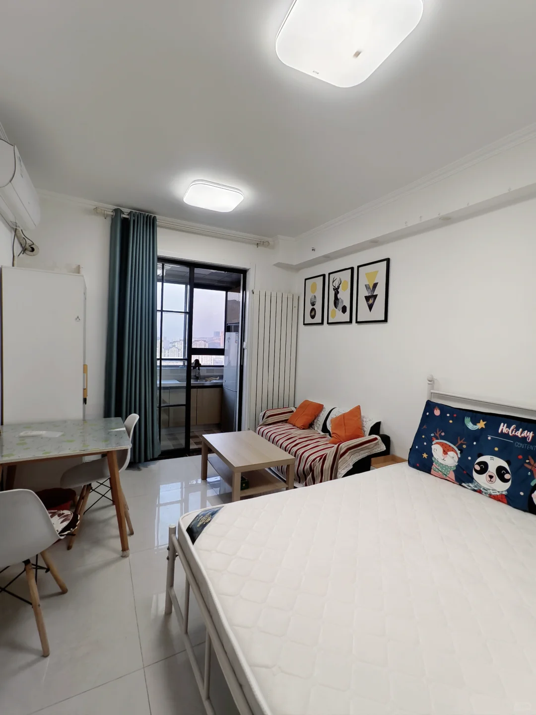 在济南中海广场跟中海环宇城整租一居室精装